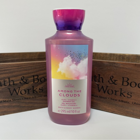 Bath & Body Works Among the Clouds Shower Gel - Picture 1 of 1